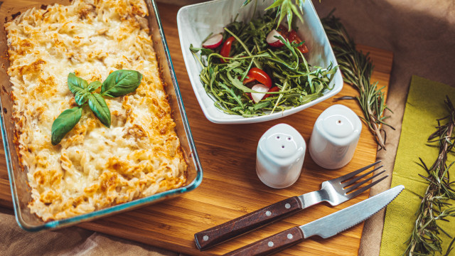 Casserole salad knife cuttingboard fork free wallpaper - medium preview image