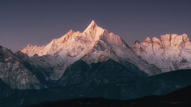 Mountain range snow capped peaks free wallpaper - medium preview image