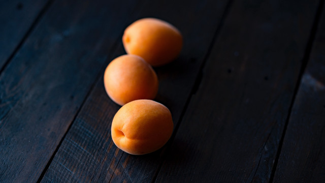 Three oranges wooden table minimalism free wallpaper - medium preview image