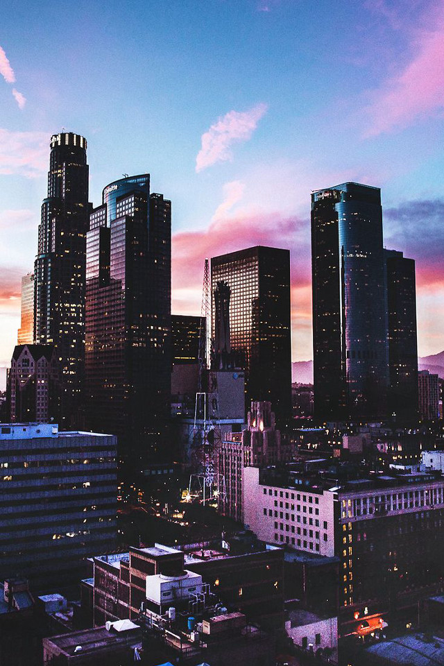 City skyline pink blue sky free wallpaper - medium preview image