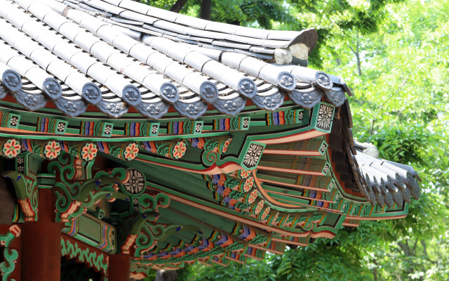Roof bird trees garden flowers free wallpaper - medium preview image