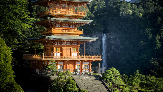 Tall building waterfall architecture park free wallpaper - medium preview image