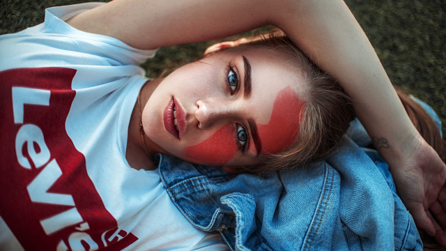 Girl redface laying blueeyes openmouth free wallpaper - medium preview image