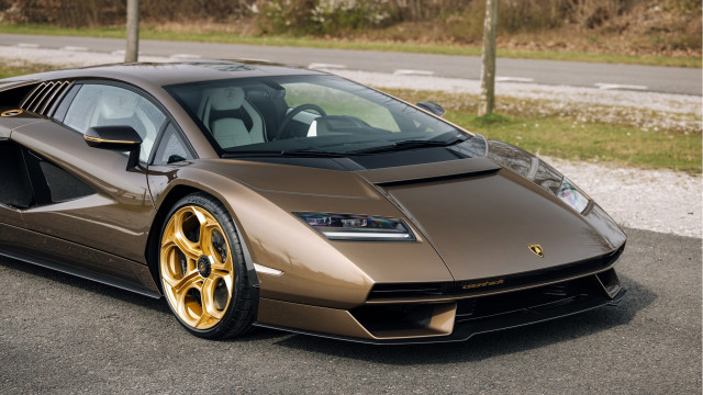 Brown sports car roadside rococo free wallpaper - medium preview image