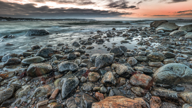 Rocky beach sunset clouds island free wallpaper - medium preview image