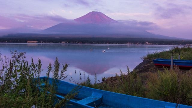 Blue boat lake mountain sky free wallpaper - medium preview image