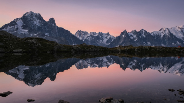 Mountain reflection lake sunset tent free wallpaper - medium preview image