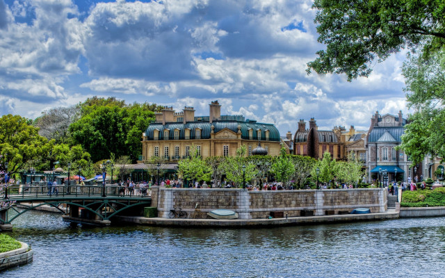Paris bridge river buildings people free wallpaper - medium preview image