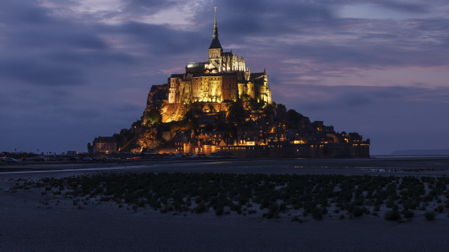 Gothic castle night cityscape mountain free wallpaper - medium preview image