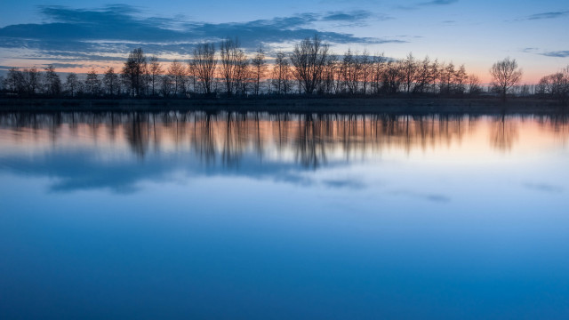 Lake trees sunset reflection impressionist free wallpaper - medium preview image