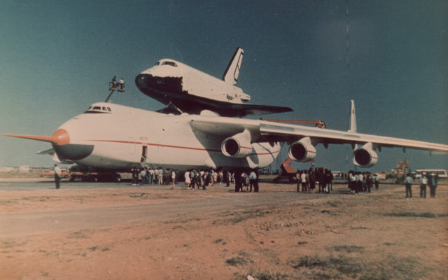 Jetliner dirtfield crowd retrofuturism matteprofile free wallpaper - medium preview image