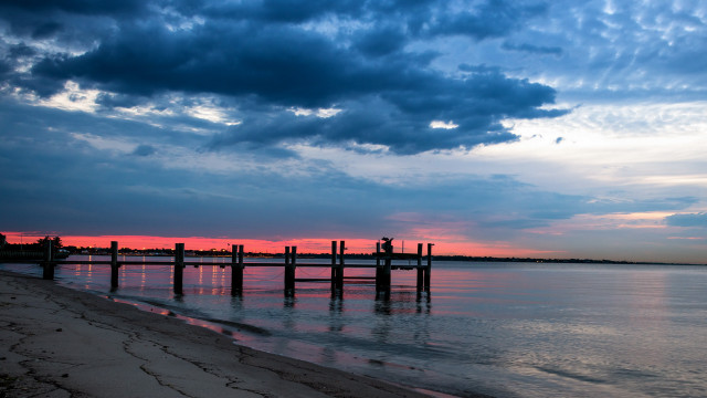 Pier beach sunset cloudy sky #2 free wallpaper - medium preview image
