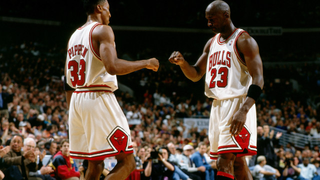 Harlem renaissance basketball shaking hands free wallpaper - medium preview image