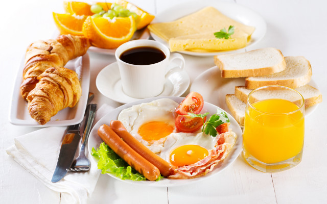 Breakfast eggs sausages bread orangejuice free wallpaper - medium preview image
