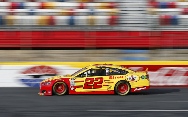 Racecar track blurry stadium red free wallpaper - medium preview image