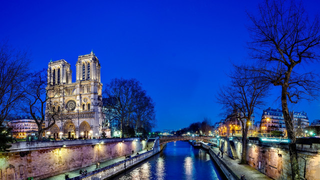 City river gothic clock tower free wallpaper - medium preview image