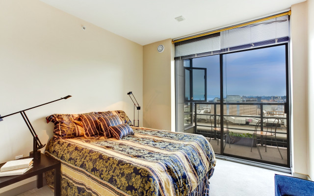 Bedroom balcony city view lamp free wallpaper - medium preview image