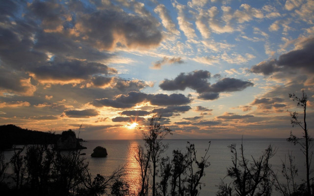Sunset water boat clouds cityscape #2 free wallpaper - medium preview image