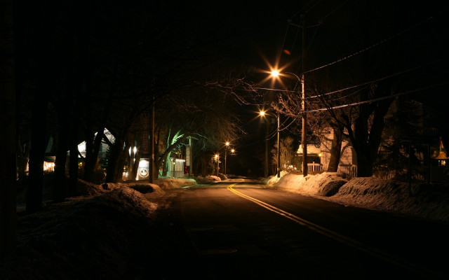 Night snow urban lamp post free wallpaper - medium preview image