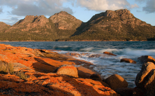 Rocky shore mountains clouds autumn free wallpaper - medium preview image