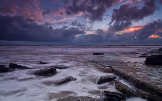 Rocky beach cloudy sky dusk free wallpaper - medium preview image