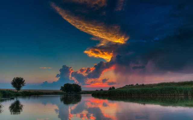 Clouds lake sunset cityscape mountains free wallpaper - medium preview image
