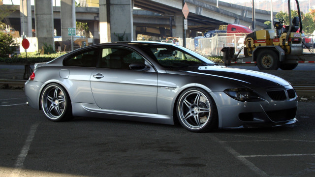 Silver car parking lot construction free wallpaper - medium preview image