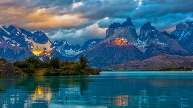 Mountain range lake cloudy sky free wallpaper - medium preview image