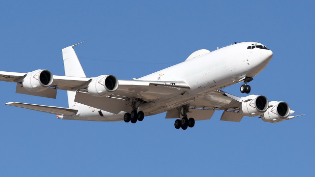Large jetliner flying blue sky #4 free wallpaper - medium preview image