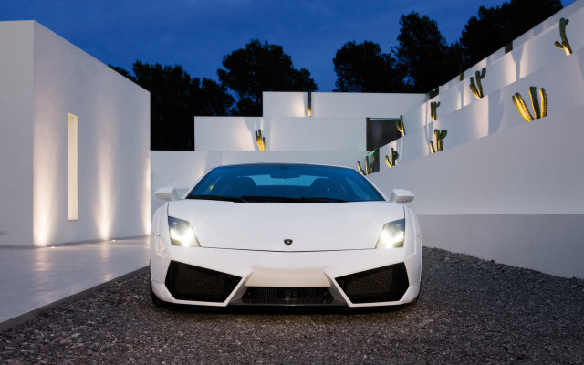 White sports car night building #4 free wallpaper - medium preview image
