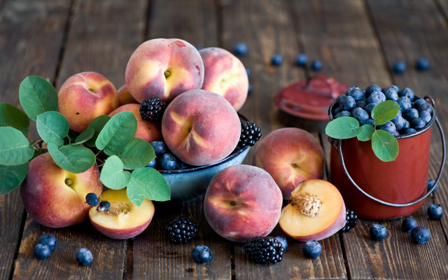 Fruit basket berries juice leaves free wallpaper - medium preview image