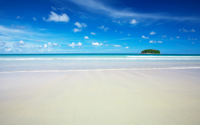 Sandy beach island blue sky free wallpaper - medium preview image