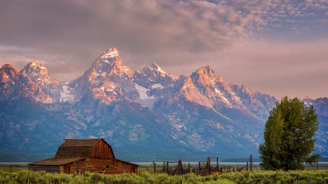 Barn fence tree mountains sunset free wallpaper - medium preview image