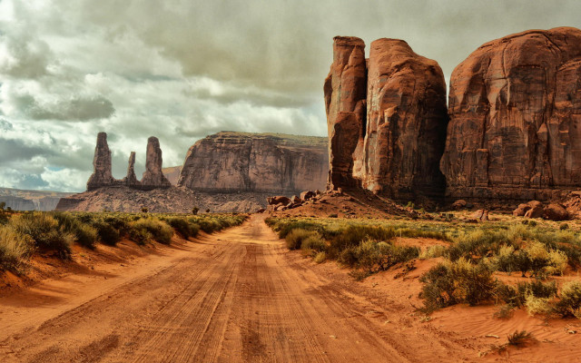 Desert dirt road rocks grass free wallpaper - medium preview image