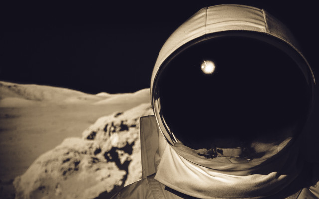 Man space suit mountain light free wallpaper - medium preview image