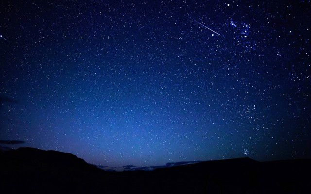 Night sky stars shooting star #2 free wallpaper - medium preview image