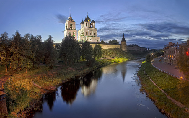 River forest building bridge castle free wallpaper - medium preview image