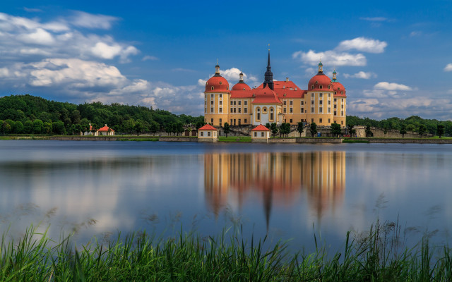 Romantic building red domes lake free wallpaper - medium preview image