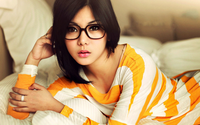 Woman glasses bed ring portrait free wallpaper - medium preview image