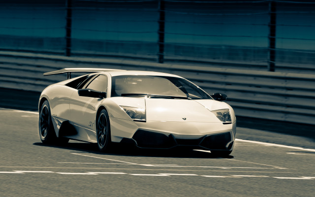 White sports car race track #10 free wallpaper - medium preview image