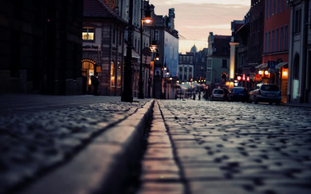 Cobblestone street dusk cityscape bridge free wallpaper - medium preview image