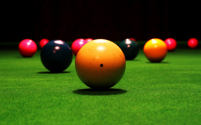 Pool balls green table red free wallpaper - medium preview image