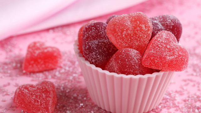 Sugar hearts cup pink tablecloth free wallpaper - medium preview image