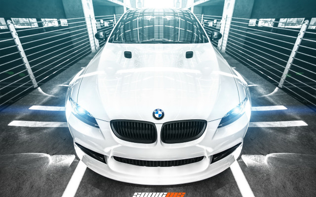 White car bright light hood #2 free wallpaper - medium preview image