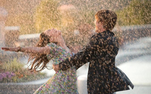 Dancing rain couple impressionist flower free wallpaper - medium preview image