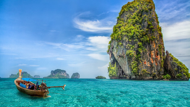Boat rocks ocean group fishing #2 free wallpaper - medium preview image