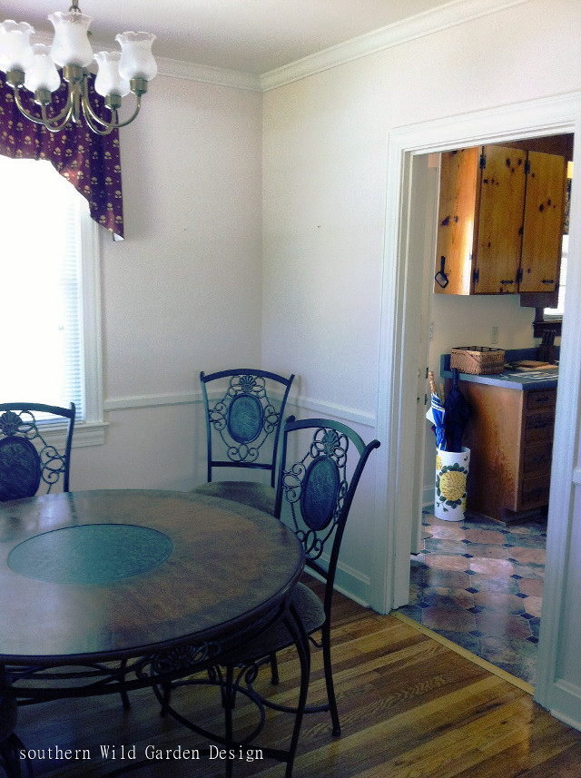Dining room table four chairs free wallpaper - medium preview image