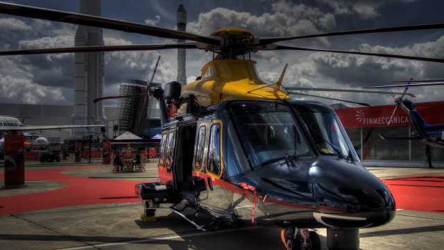 Helicopter runway people building redcarpet free wallpaper - medium preview image