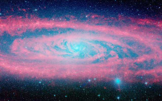 Spiral galaxy blue center stars #7 free wallpaper - medium preview image