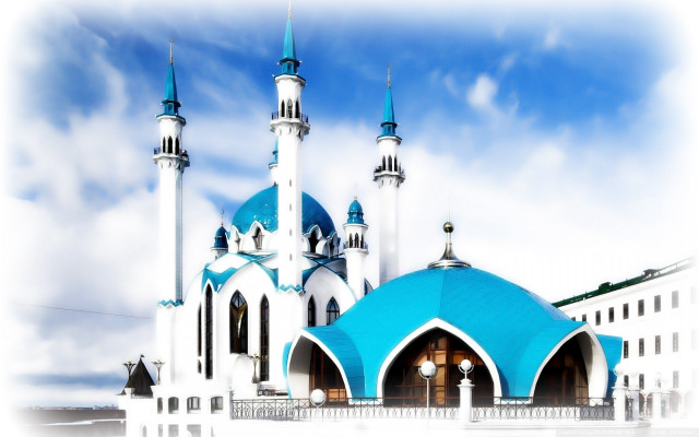White blue building sky clouds free wallpaper - medium preview image